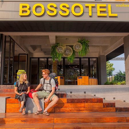 Bossotel Chiang Mai Esterno foto