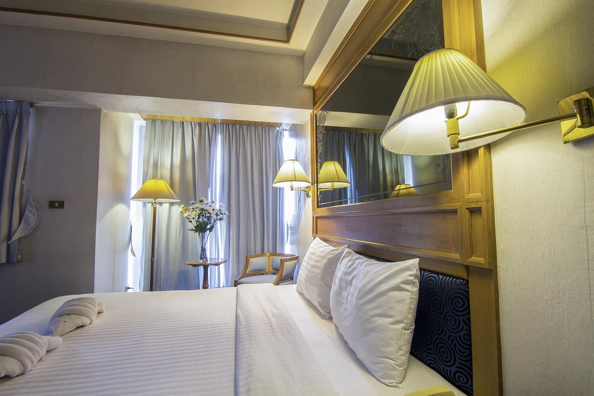 Bossotel Chiang Mai Esterno foto