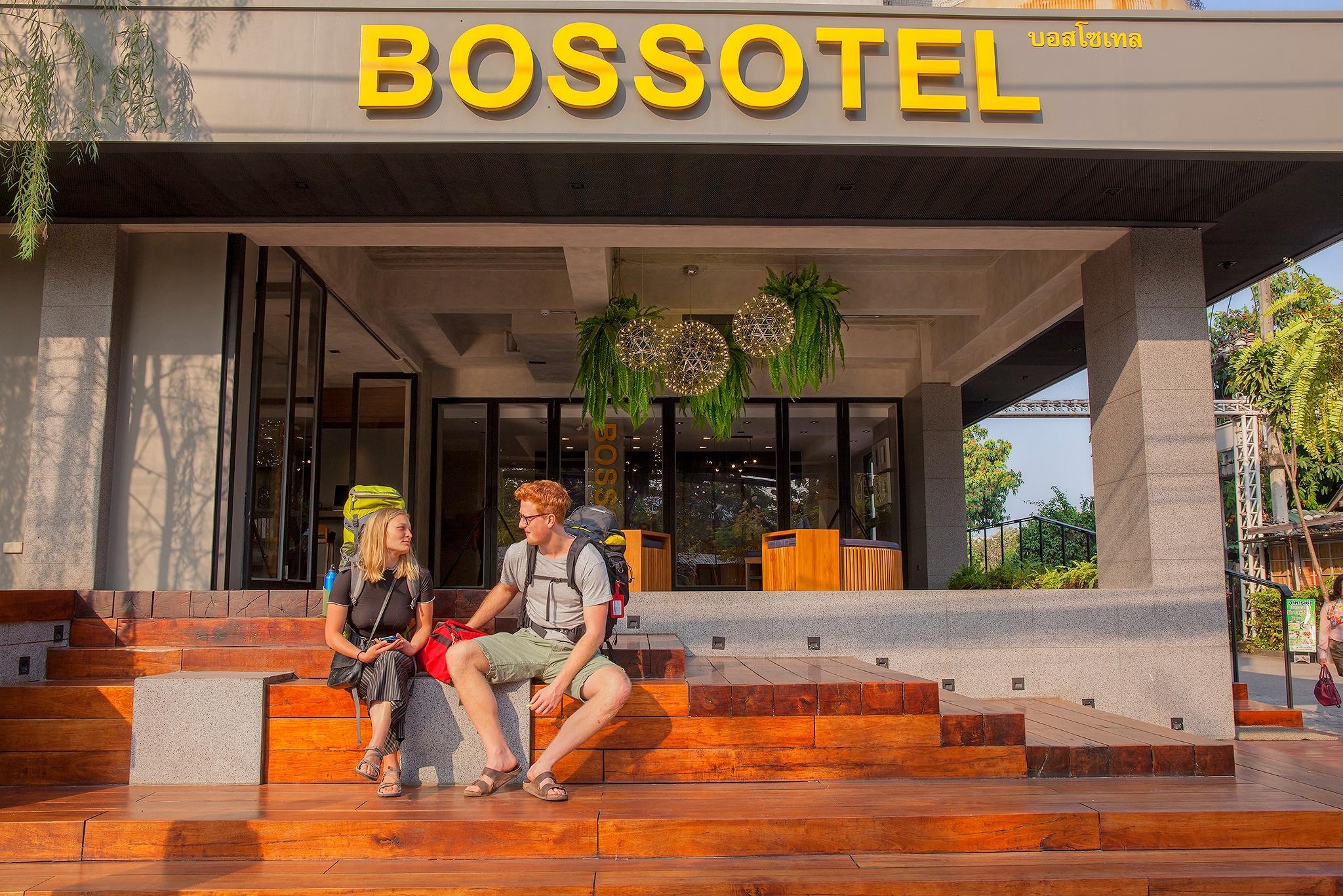 Bossotel Chiang Mai Esterno foto