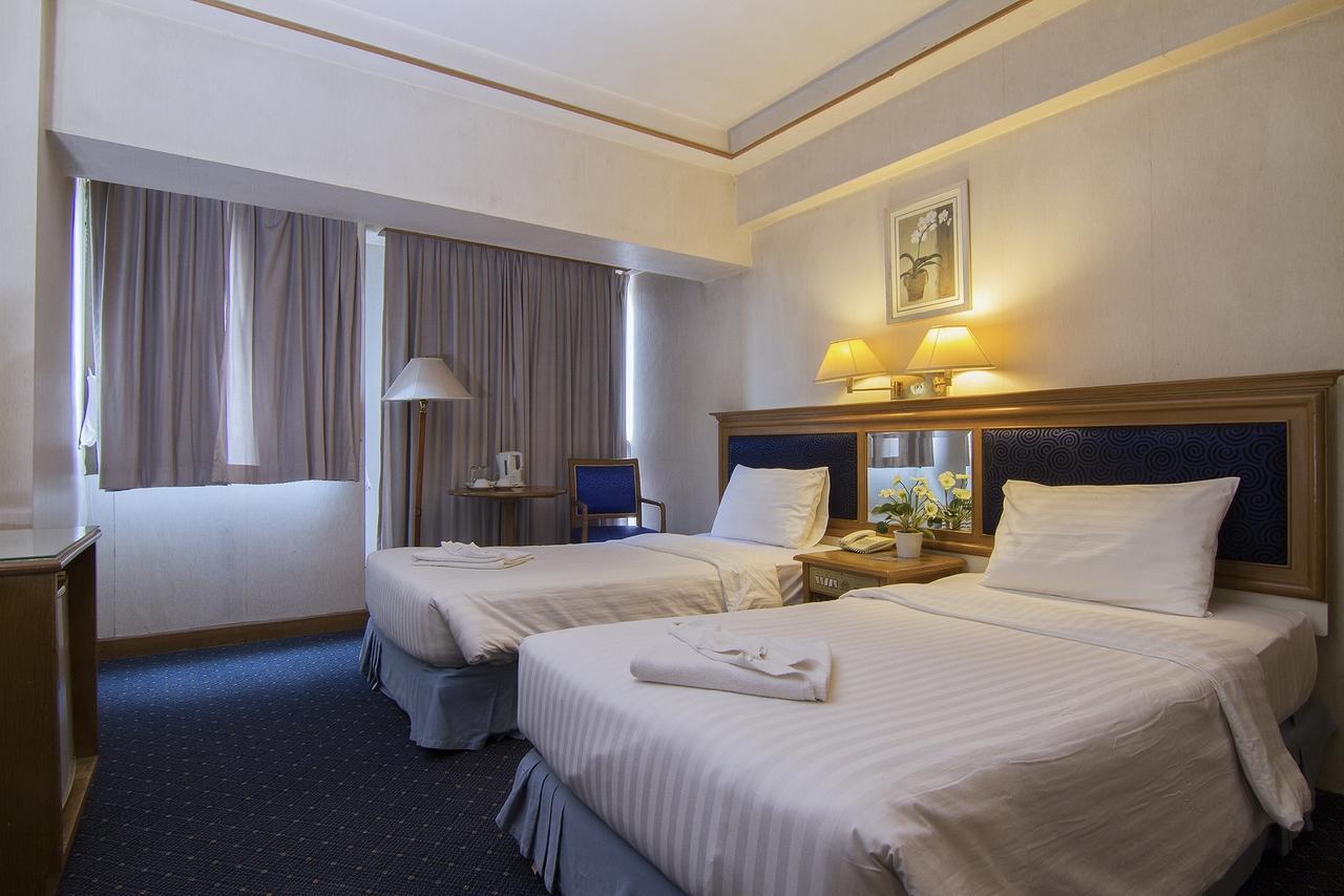 Bossotel Chiang Mai Esterno foto